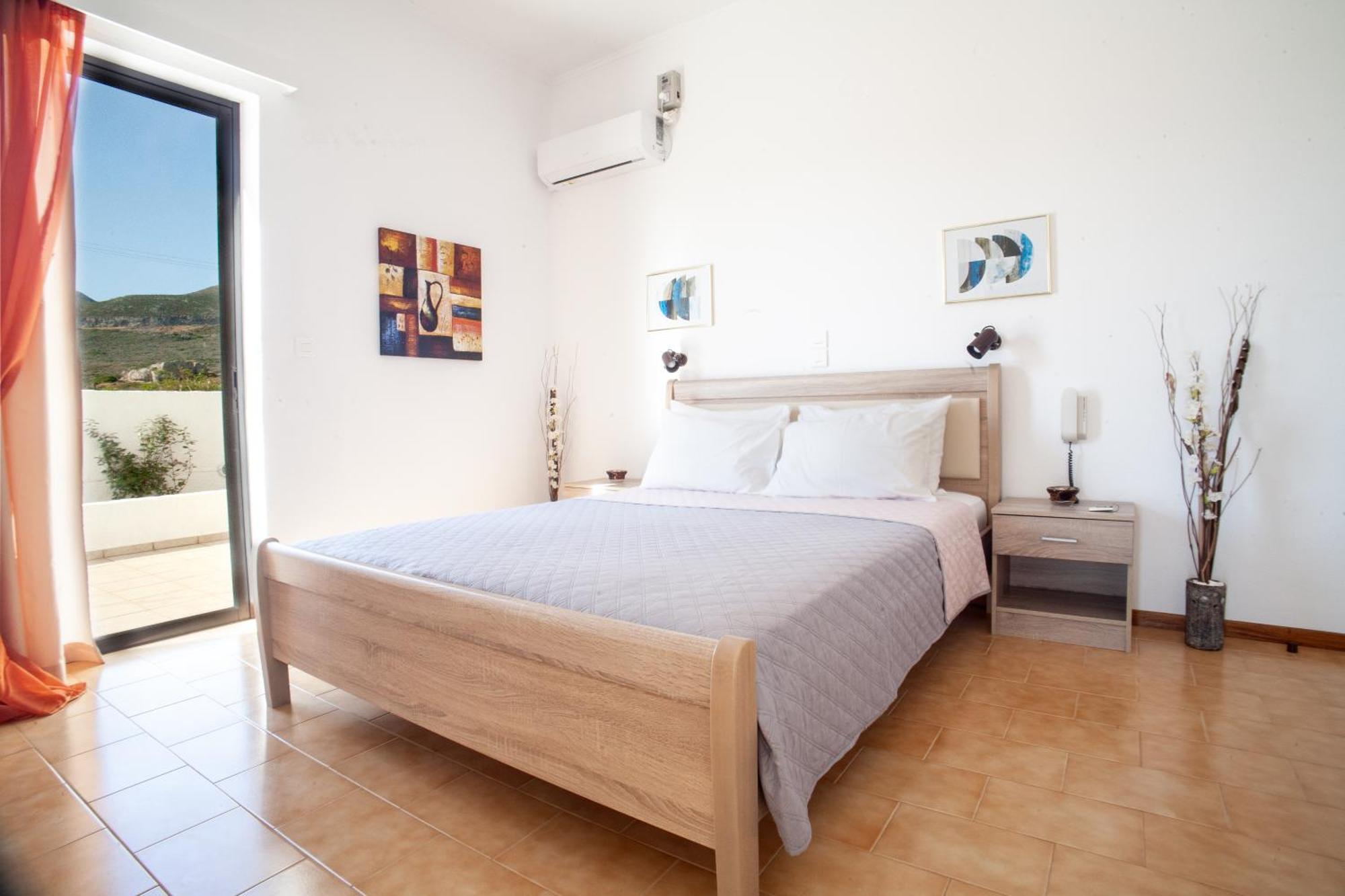 Hotel Porto Diakofti Buitenkant foto