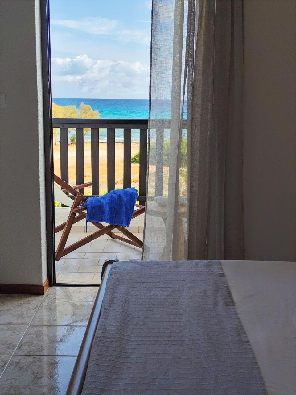 Hotel Porto Diakofti Buitenkant foto